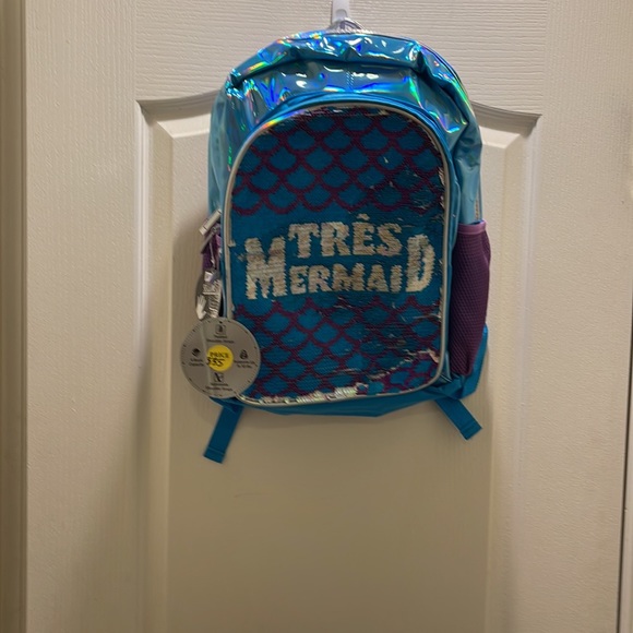 Magic Mermaid Sequins padded Kids Backpack. - Picture 5 of 10